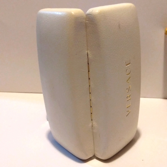 White Versace case for glasses - Picture 4 of 4